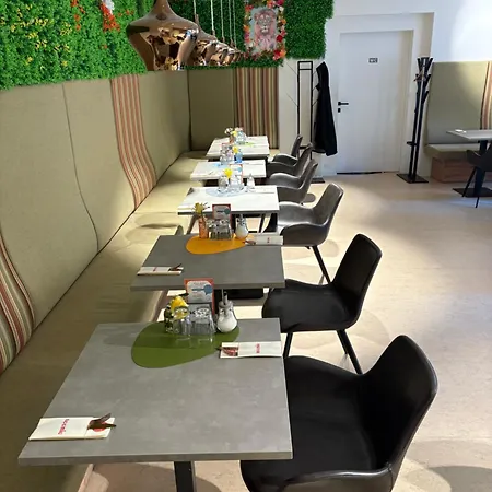 Beenie 1 Bed & Breakfast